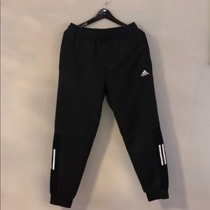 Men’s Adidas jogging pants.